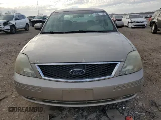 2005 Ford Five Hundred SE with VIN 1FAFP26135G148147, listed as a Copart auction lot 84011184 with 216,546 mi miles and Salvage Title. Bid and sale history available at carsss.com. Image 5.