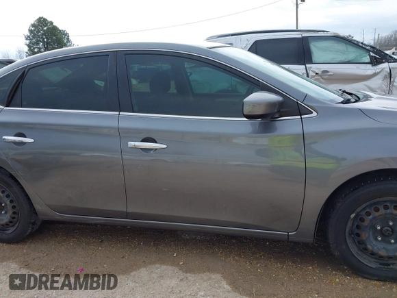 2017 Nissan Sentra SV with VIN 3N1AB7AP4HY389815, listed as a IAAI auction lot 41598305 with 223,729 mi miles and . Bid and sale history available at DreamBid. Image 14.