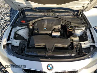 2014 BMW 3 Series 328i xDrive z VIN WBA3B5G53ENS07740, wystawiony jako Copart lot #61913665 z przebiegiem 149 874 mil mil oraz Czysty tytuł • Clean title. Historia ofert i sprzedaży dostępna na DreamBid. Obrazek 11.