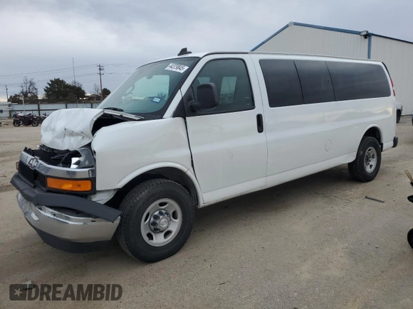 2017 Chevrolet Express Passenger LT z VIN 1GAZGPFG5H1340095, wystawiony jako Copart lot #44379845 z przebiegiem 154 620 mil mil oraz Szkoda całkowita • Salvage title. Historia ofert i sprzedaży dostępna na DreamBid. Obrazek 1.