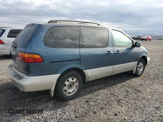 2000 Toyota Sienna LE with VIN 4T3ZF13C9YU280798, listed as a Copart auction lot 80708614 with 282,612 mi miles and Clean Title. Bid and sale history available at carsss.com. Image 3.