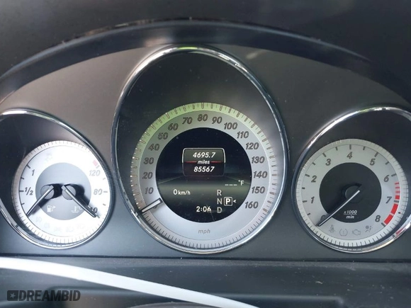 2015 Mercedes-Benz GLK-Class GLK 350 with VIN WDCGG8JB9FG364050, listed as a IAAI auction lot 41979590 with 85,567 mi miles. Bid and sale history available at carsss.com. Image 7.