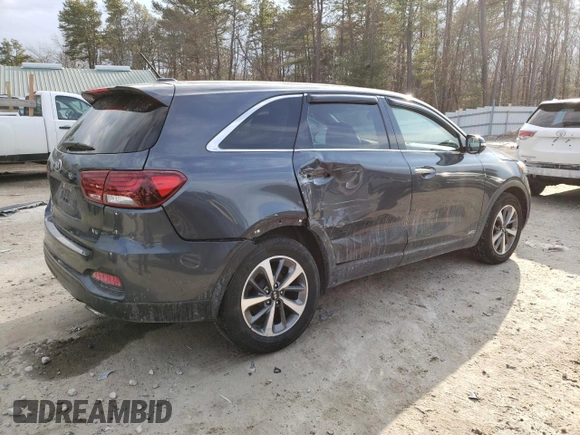 2020 Kia Sorento LX V6 with VIN 5XYPGDA53LG681717, listed as a Copart auction lot 47250395 with 66,358 mi miles and Salvage Title. Bid and sale history available at carsss.com. Image 3.