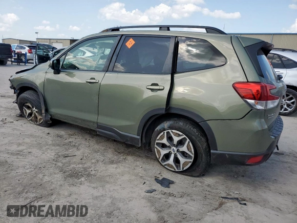 2019 Subaru Forester Premium with VIN JF2SKAEC3KH431370, listed as a Copart auction lot 61427485 with 87,642 mi miles and Salvage title. Bid and sale history available at DreamBid. Image 2.