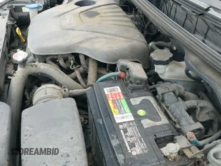 2013 Hyundai Veloster w/Black Int z VIN KMHTC6AD8DU094583, wystawiony jako IAAI lot #43366392 z przebiegiem 135 081 mil mil oraz . Historia ofert i sprzedaży dostępna na DreamBid. Obrazek 12.