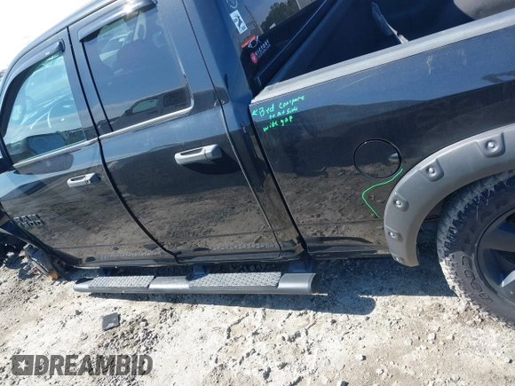 2018 Ram 1500 Express with VIN 1C6RR7FT0JS177927, listed as a IAAI auction lot 41640379 with 112,478 mi miles. Bid and sale history available at carsss.com. Image 14.
