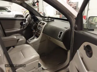 2007 Chevrolet Equinox LT with VIN 2CNDL63F676253896, listed as a IAAI auction lot 42016888 with 209,809 mi miles. Bid and sale history available at carsss.com. Image 5.