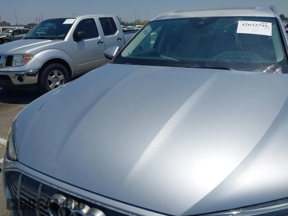 2019 Audi e-tron Prestige with VIN WA1VAAGE9KB010814, listed as a IAAI auction lot 42632795 with 90,497 mi miles and . Bid and sale history available at DreamBid. Image 6.