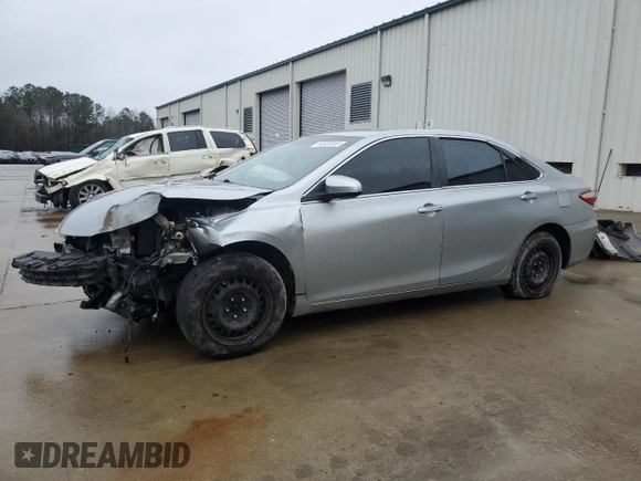 2016 Toyota Camry XLE with VIN 4T4BF1FK9GR546418, listed as a Copart auction lot 44932555 with 173,009 mi miles and Salvage Title. Bid and sale history available at carsss.com. Image 1.