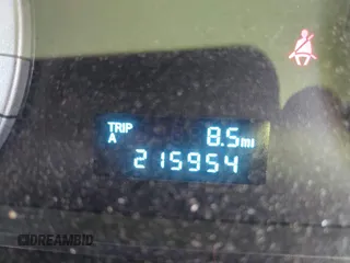 2008 Ford Escape XLT with VIN 1FMCU93188KD05798, listed as a IAAI auction lot 42497044 with 215,954 mi miles and . Bid and sale history available at DreamBid. Image 15.
