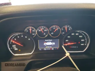 2021 Chevrolet Silverado 1500 LT with VIN 1GCUYDED2MZ364841, listed as a Copart auction lot 49682855 with 110,165 mi miles and Salvage Title. Bid and sale history available at DreamBid. Image 9.
