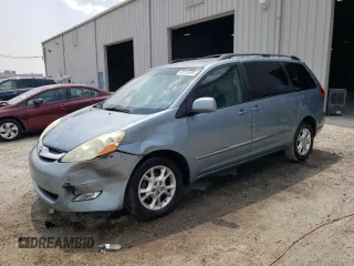 2006 Toyota Sienna XLE z VIN 5TDBA22CX6S058969, wystawiony jako Copart lot #58753405 z przebiegiem 215 479 mil mil oraz Szkoda całkowita • Salvage title. Historia ofert i sprzedaży dostępna na DreamBid. Obrazek 1.
