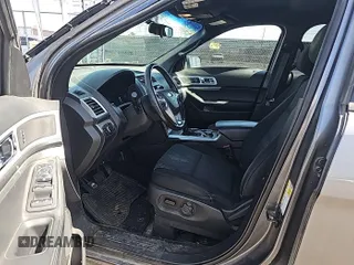 2014 Ford Explorer XLT z VIN 1FM5K8D85EGB28002, wystawiony jako IAAI lot #42367085 z przebiegiem 140 492 mil mil oraz . Historia ofert i sprzedaży dostępna na DreamBid. Obrazek 6.