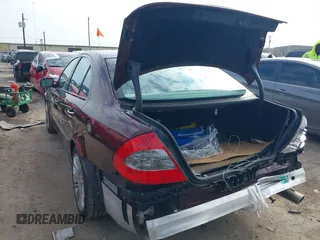 2008 Mercedes-Benz E 350 Luxury z VIN WDBUF87X78B309898, wystawiony jako IAAI lot #41238056 z przebiegiem 29 479 mil mil oraz . Historia ofert i sprzedaży dostępna na DreamBid. Obrazek 3.