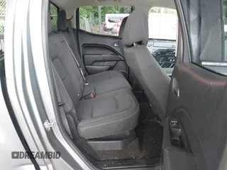 2018 Chevrolet Colorado 4WD LT z VIN 1GCGTCEN6J1146104, wystawiony jako IAAI lot #42338356 z przebiegiem 71 043 mil mil oraz . Historia ofert i sprzedaży dostępna na DreamBid. Obrazek 8.