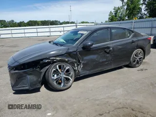 2023 Nissan Altima SR z VIN 1N4BL4CV3PN301444, wystawiony jako Copart lot #56959855 z przebiegiem 31 264 mil mil oraz Szkoda całkowita • Salvage title. Historia ofert i sprzedaży dostępna na DreamBid. Obrazek 1.
