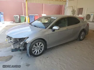 2018 Toyota Camry LE with VIN JTNB11HK8J3017657, listed as a Copart auction lot 51213985 with 298,757 mi miles and Salvage Title. Bid and sale history available at carsss.com. Image 1.