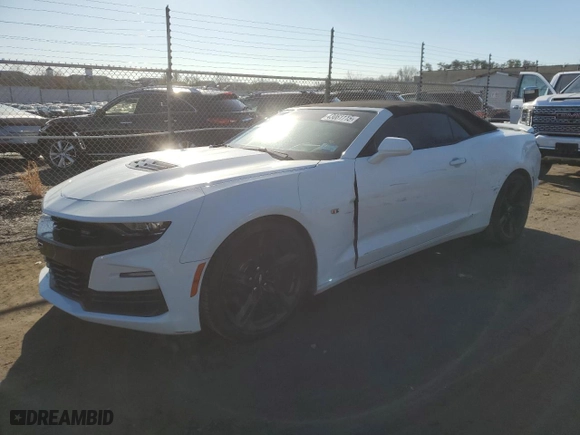 2019 Chevrolet Camaro 2SS with VIN 1G1FH3D71K0135690, listed as a Copart auction lot 43061115 with 85,780 mi miles and Salvage Title. Bid and sale history available at carsss.com. Image 1.