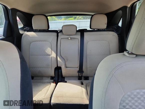 2020 Ford Escape SE z VIN 1FMCU0G6XLUA91749, wystawiony jako Copart lot #62072405 z przebiegiem 87 920 mil mil oraz Szkoda całkowita • Salvage title. Historia ofert i sprzedaży dostępna na DreamBid. Obrazek 10.