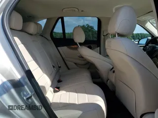 2019 Mercedes-Benz GLC 300 z VIN WDC0G4JB5KV123568, wystawiony jako Copart lot #61897445 z przebiegiem 31 259 mil mil oraz Szkoda całkowita • Salvage title. Historia ofert i sprzedaży dostępna na DreamBid. Obrazek 11.