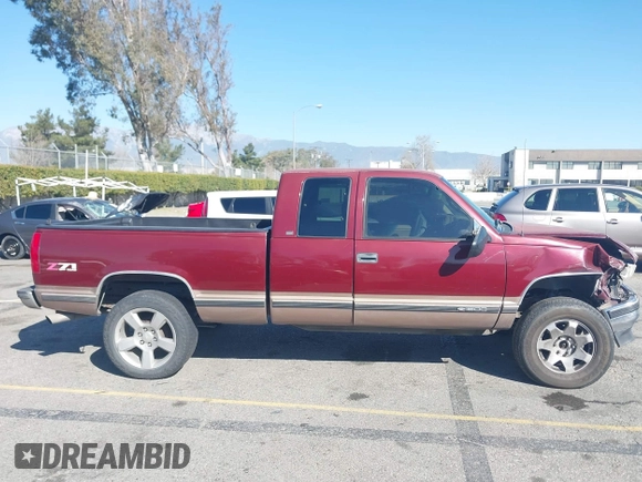 1997 Chevrolet Silverado 1500 with VIN 1GCEK19R4VE261195, listed as a IAAI auction lot 41637380 with 221,662 mi miles and . Bid and sale history available at DreamBid. Image 13.