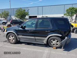 2002 Ford Escape XLT with VIN 1FMCU03142KC39723, listed as a IAAI auction lot 42228038 with 131,399 mi miles and . Bid and sale history available at DreamBid. Image 15.