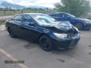 2015 Toyota Camry XLE с VIN 4T4BF1FK0FR507537, выставлен на аукционе IAAI как лот 42272344 с пробегом 78 650 миль миль и . История ставок и продаж доступна на DreamBid. Изображение 1.