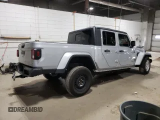 2022 Jeep Gladiator Sport S with VIN 1C6HJTAG5NL117583, listed as a Copart auction lot 51912425 with 69,739 mi miles and Salvage title. Bid and sale history available at DreamBid. Image 3.