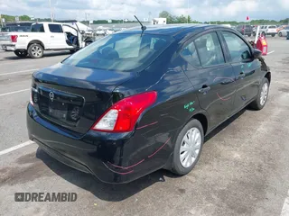 2016 Nissan Versa SV z VIN 3N1CN7AP0GL826205, wystawiony jako IAAI lot #42373211 z przebiegiem 88 256 mil mil oraz . Historia ofert i sprzedaży dostępna na DreamBid. Obrazek 4.