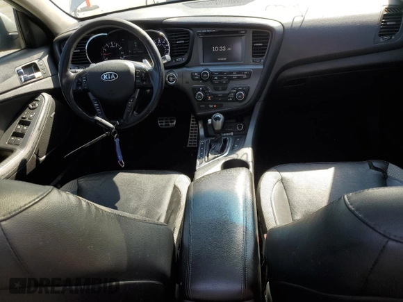 2012 Kia Optima SX z VIN 5XXGR4A64CG023279, wystawiony jako Copart lot #61482775 z przebiegiem 213 282 mil mil oraz Czysty tytuł • Clean title. Historia ofert i sprzedaży dostępna na DreamBid. Obrazek 8.