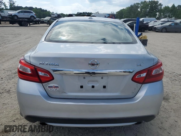 2017 Nissan Altima SR z VIN 1N4AL3AP1HC126537, wystawiony jako Copart lot #56044555 z przebiegiem 125 213 mil mil oraz Czysty tytuł • Clean title. Historia ofert i sprzedaży dostępna na DreamBid. Obrazek 6.