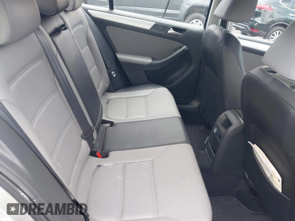 2014 Volkswagen Jetta Hybrid SE с VIN 3VW637AJ9EM284943, выставлен на аукционе IAAI как лот 42567020 с пробегом 164 928 миль миль и . История ставок и продаж доступна на DreamBid. Изображение 8.