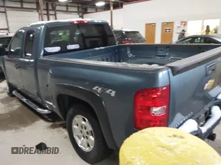 2013 Chevrolet Silverado 1500 LT with VIN 1GCRKSE70DZ137623, listed as a IAAI auction lot 41176402 with 134,194 mi miles and . Bid and sale history available at DreamBid. Image 3.