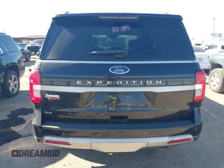 2022 Ford Expedition XLT with VIN 1FMJU1HT1NEA48965, listed as a IAAI auction lot 41157660 with 36,489 mi miles. Bid and sale history available at carsss.com. Image 17.