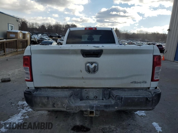2022 Ram 2500 Tradesman with VIN 3C6UR5HL7NG203464, listed as a Copart auction lot 41596615 with 89,182 mi miles and Clean title. Bid and sale history available at DreamBid. Image 6.