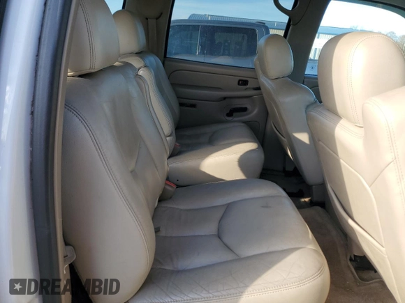 2004 GMC Yukon XL SLT with VIN 3GKGK26G04G233021, listed as a Copart auction lot 42993595 with 144,425 mi miles and Salvage Title. Bid and sale history available at carsss.com. Image 11.