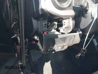 2019 Toyota Tacoma SR z VIN 5TFCZ5AN9KX199814, wystawiony jako IAAI lot #41841821 z przebiegiem 69 276 mil mil oraz . Historia ofert i sprzedaży dostępna na DreamBid. Obrazek 6.