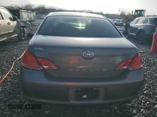 2006 Toyota Avalon XL z VIN 4T1BK36B26U092139, wystawiony jako Copart lot #48688335 z przebiegiem 225 381 mil mil oraz Szkoda całkowita • Salvage title. Historia ofert i sprzedaży dostępna na DreamBid. Obrazek 6.