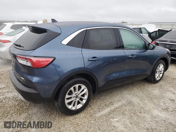 2020 Ford Escape SE with VIN 1FMCU0G66LUC32803, listed as a Copart auction lot 43348195 with 0 mi miles and Non Repairable. Bid and sale history available at carsss.com. Image 3.