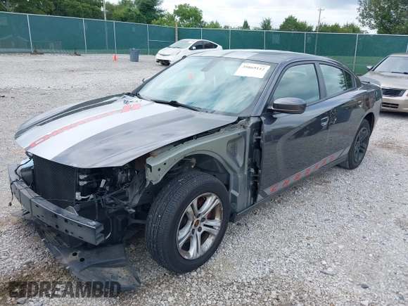 2020 Dodge Charger SXT z VIN 2C3CDXBG3LH211590, wystawiony jako IAAI lot #39869112 z przebiegiem 51 307 mil mil oraz . Historia ofert i sprzedaży dostępna na DreamBid. Obrazek 23.