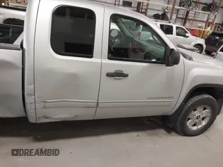 2013 Chevrolet Silverado 1500 LT with VIN 1GCRKSE73DZ328002, listed as a IAAI auction lot 41842745 with 124,496 mi miles and . Bid and sale history available at DreamBid. Image 13.