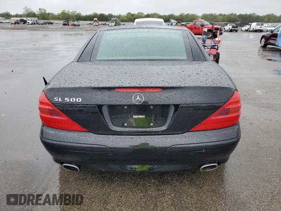 2005 Mercedes-Benz SL 500 z VIN WDBSK75FX5F101381, wystawiony jako Copart lot #57725655 z przebiegiem 45 705 mil mil oraz Szkoda całkowita • Salvage title. Historia ofert i sprzedaży dostępna na DreamBid. Obrazek 6.
