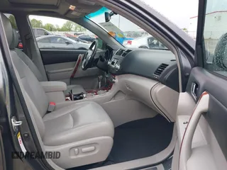 2012 Toyota Highlander Limited with VIN 5TDYK3EH4CS054805, listed as a IAAI auction lot 42082094 with 158,016 mi miles and . Bid and sale history available at DreamBid. Image 5.