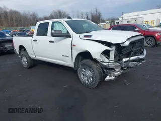2022 Ram 2500 Tradesman with VIN 3C6UR5CJ2NG441695, listed as a IAAI auction lot 41660235 with 2,630 mi miles. Bid and sale history available at carsss.com. Image 1.