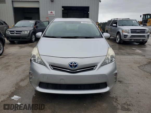 2013 Toyota Prius Two with VIN JTDZN3EU2D3251645, listed as a Copart auction lot 52214065 with 33,069 mi miles and Salvage Title. Bid and sale history available at carsss.com. Image 5.