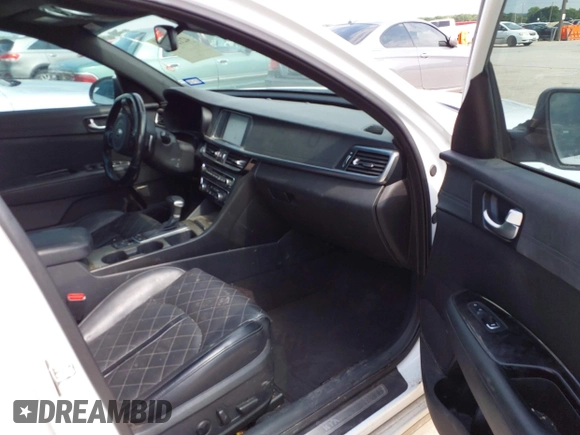 2016 Kia Optima SXL Turbo with VIN 5XXGV4L26GG015874, listed as a IAAI auction lot 42127366 with 166,970 mi miles. Bid and sale history available at carsss.com. Image 5.