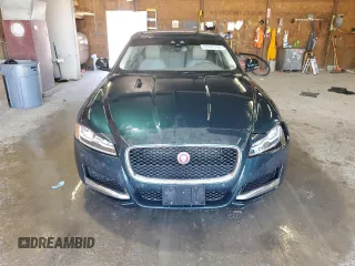 2016 Jaguar XF 35t Prestige with VIN SAJBK4BV1GCY17006, listed as a Copart auction lot 60490704 with 58,250 mi miles and Salvage Title. Bid and sale history available at carsss.com. Image 5.