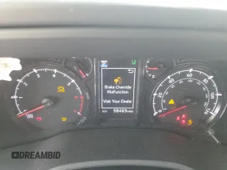 2021 Toyota 4Runner SR5 with VIN JTEMU5JR9M5895976, listed as a Copart auction lot 54110465 with 98,469 mi miles and Salvage title. Bid and sale history available at DreamBid. Image 9.