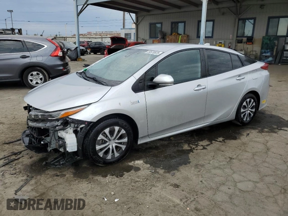 2022 Toyota Prius LE с VIN JTDKAMFP5N3202100, выставлен на аукционе Copart как лот 59570825 с пробегом 32 941 миль миль и Списание • Salvage title. История ставок и продаж доступна на DreamBid. Изображение 1.