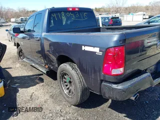 2015 Ram 1500 Tradesman z VIN 1C6RR7FT2FS615788, wystawiony jako IAAI lot #41804216 z przebiegiem 125 020 mil mil oraz . Historia ofert i sprzedaży dostępna na DreamBid. Obrazek 3.